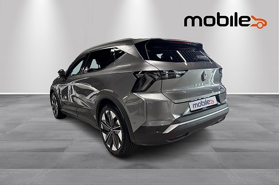 Renault Scenic E-Tech 21 of 24