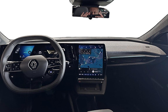 Renault Scenic E-Tech 6 of 24