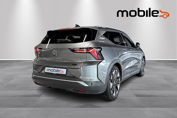 Renault Scenic E-Tech 3 of 24
