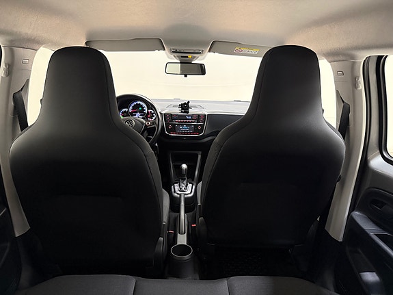 Volkswagen UP! 26 of 30