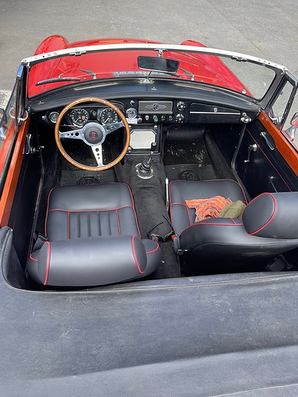 MG MGB 10 of 11