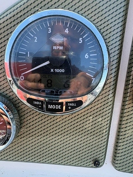 Bella 621 DC  / Mercury 150 HK 10 of 14