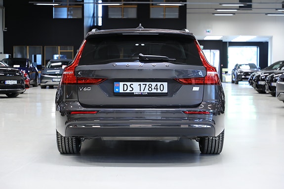 Volvo V60 7 of 30