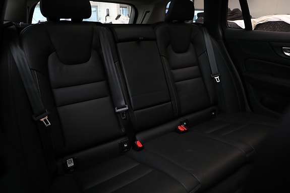 Volvo V60 23 of 30
