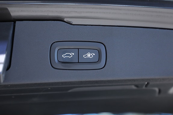 Volvo V60 11 of 30
