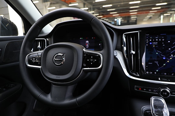 Volvo V60 15 of 30