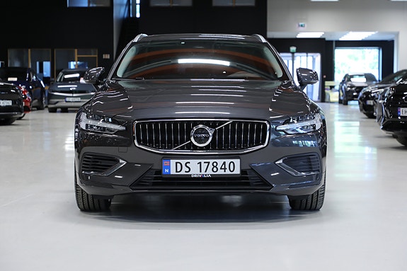 Volvo V60 3 of 30