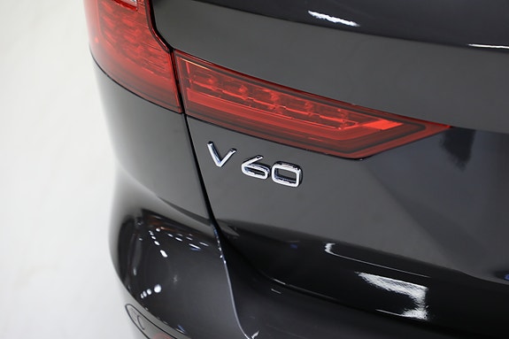 Volvo V60 9 of 30
