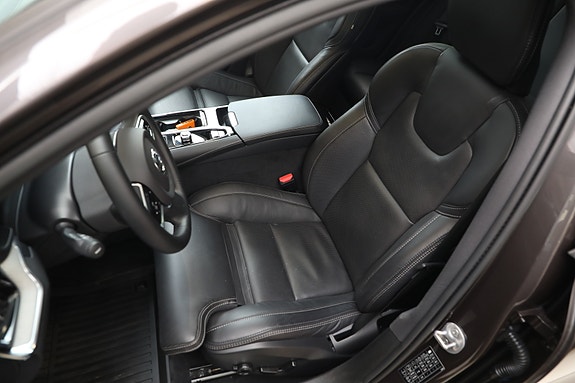 Volvo V60 28 of 30