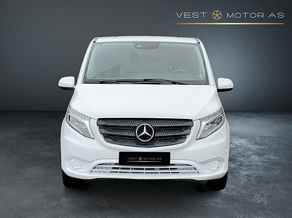 Mercedes-Benz Vito 2 of 5