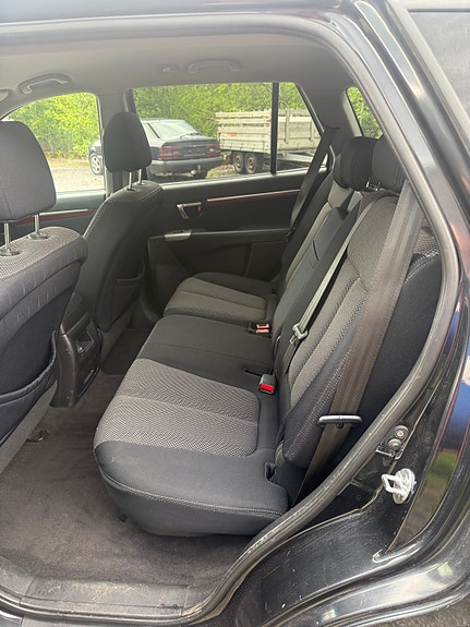 Hyundai Santa Fe 3 of 5