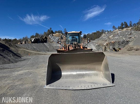 Doosan DL420-3 HJULLASTER - SPAKSTYRING OG JOYSTICK - GJERSTAD SKUFFE - KLAR TIL ARBEID 2 of 5
