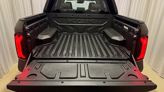KGM Musso EV 19 of 30