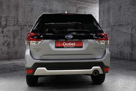 Subaru Forester 3 of 5