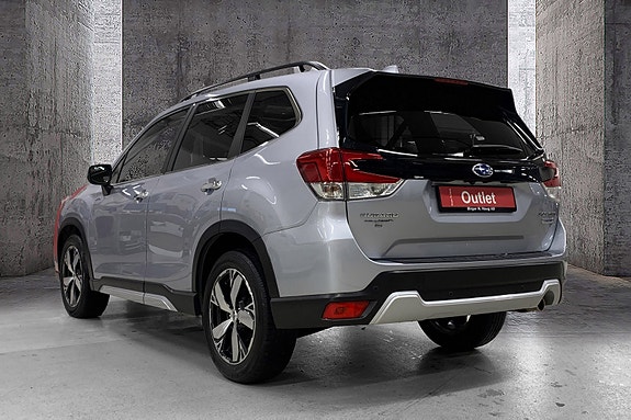 Subaru Forester 4 of 5