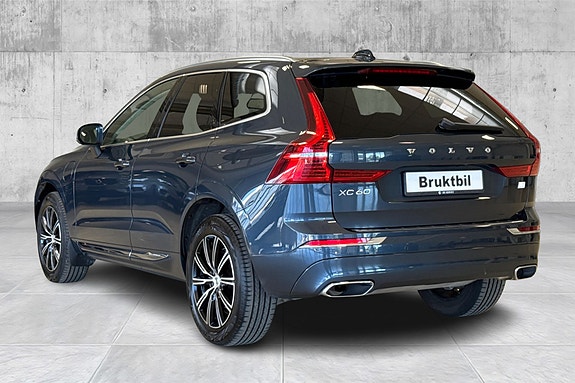 Volvo XC60 3 of 5