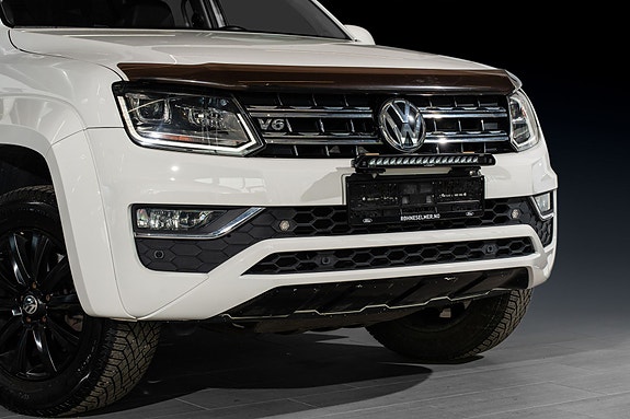 Volkswagen Amarok 2 of 5
