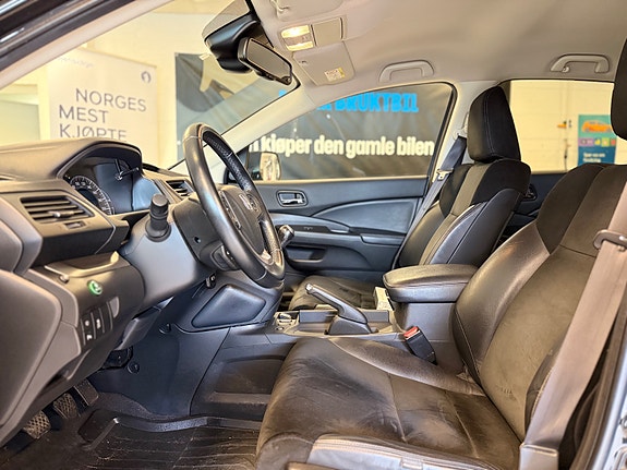 Honda CR-V 22 of 30