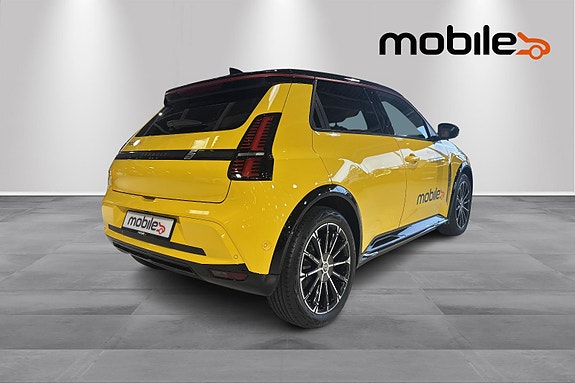 Renault 5 E-Tech 3 of 28