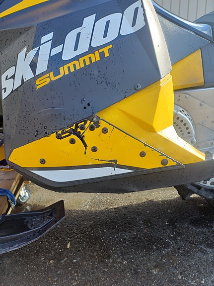 Ski-doo Summit SP 5 of 9