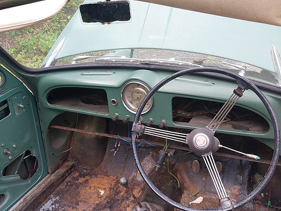 Morris Minor 22 of 27