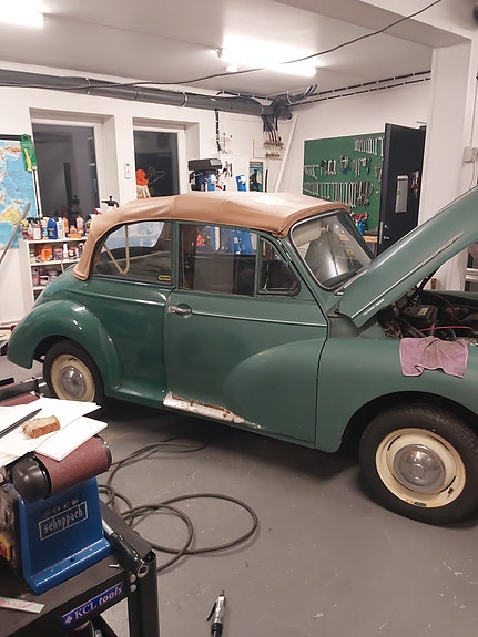 Morris Minor 10 of 27