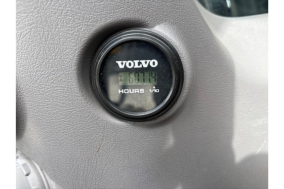 Volvo EC250EL 6 of 30