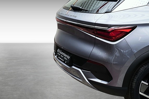 BYD Atto 3 8 of 27