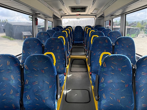 Volvo 8900LE. 10,8m lengde. 2 identiske biler! 15 of 21
