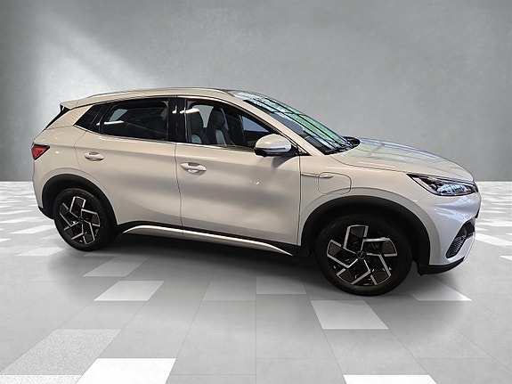 BYD Atto 3 4 of 5