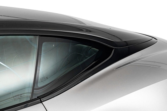 Aston Martin DB12 19 of 30