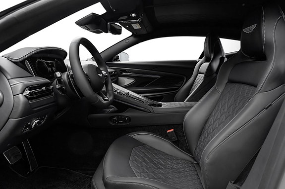 Aston Martin DB12 20 of 30