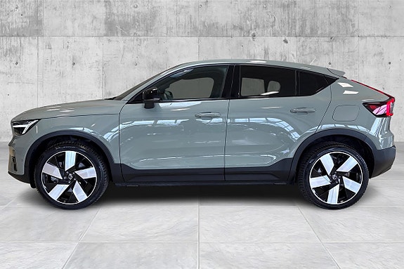 Volvo C40 2 of 5