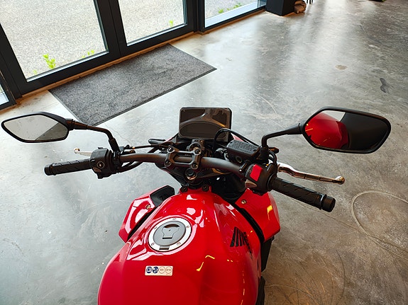 Honda CB500 Hornet 2026 6 of 9