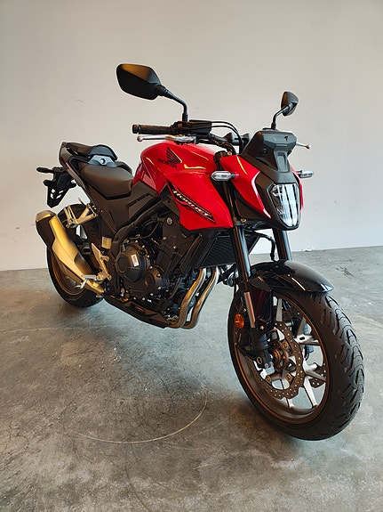 Honda CB500 Hornet 2026 3 of 5