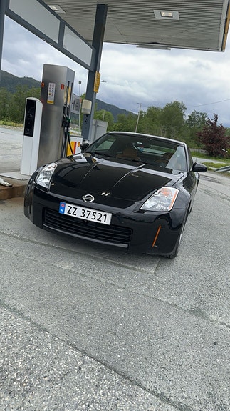 Nissan 350 Z 4 of 5