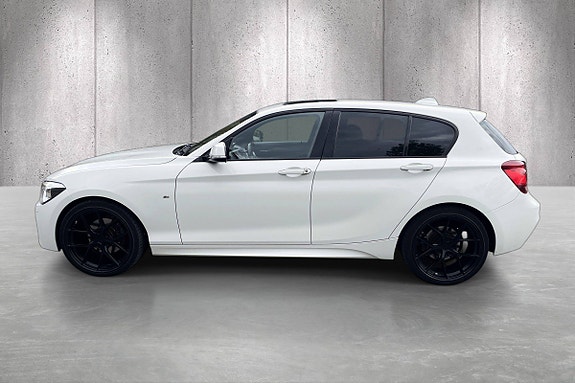 BMW 118d 4 of 5