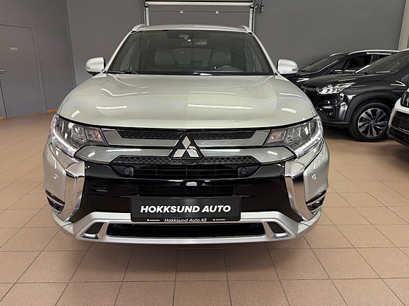 Mitsubishi Outlander 4 of 5