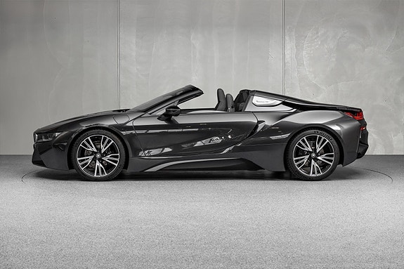 BMW i8 5 of 5