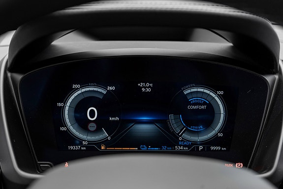 BMW i8 21 of 30