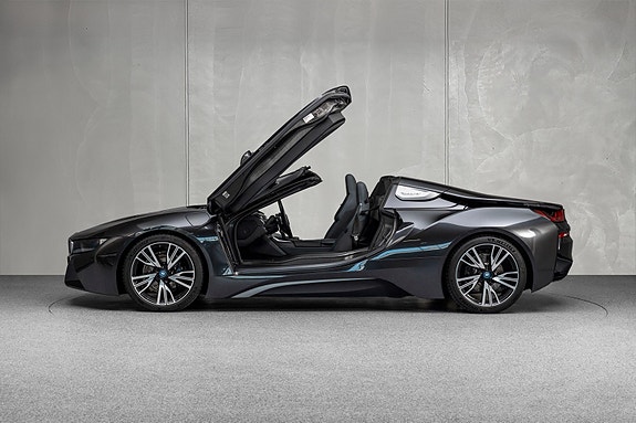 BMW i8 17 of 30