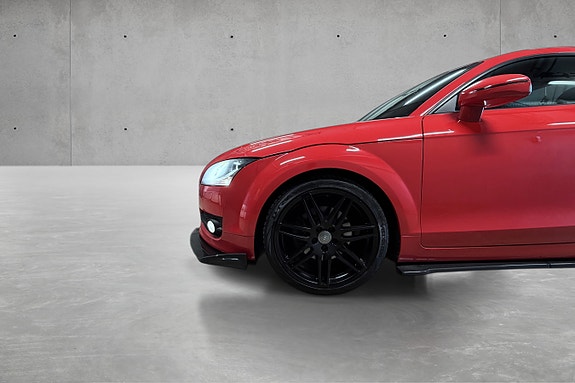 Audi TT 16 of 28