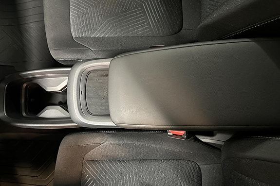 Nissan Leaf 25 of 30