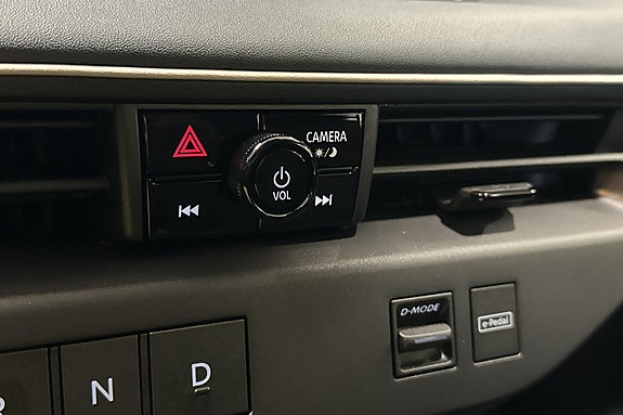 Nissan Leaf 15 of 30
