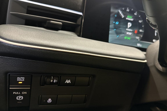 Nissan Leaf 16 of 30