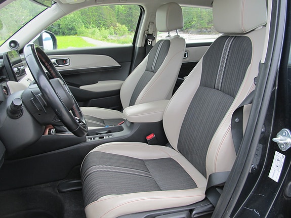 Honda HR-V 9 of 12
