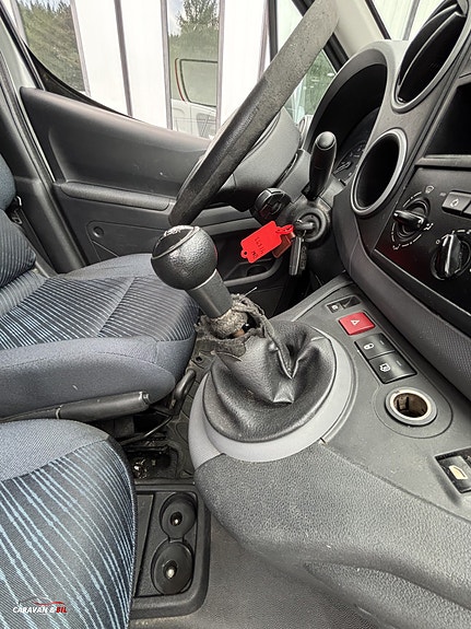 Peugeot Partner 9 of 17