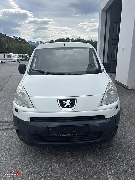 Peugeot Partner 2 of 17