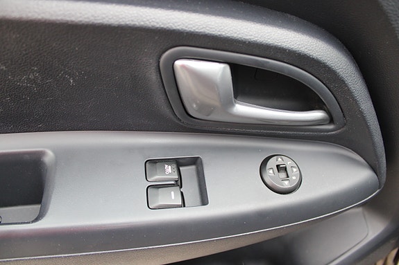 Kia Rio 17 of 23