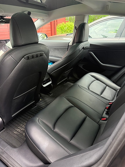 Tesla Model 3 15 of 15